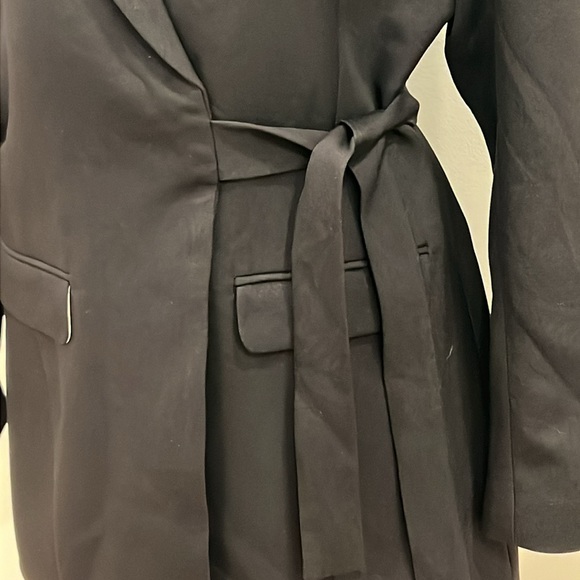 THE GIVING MOVEMENT Half-Tie Re-Form100© Blazer - Picture 8 of 16